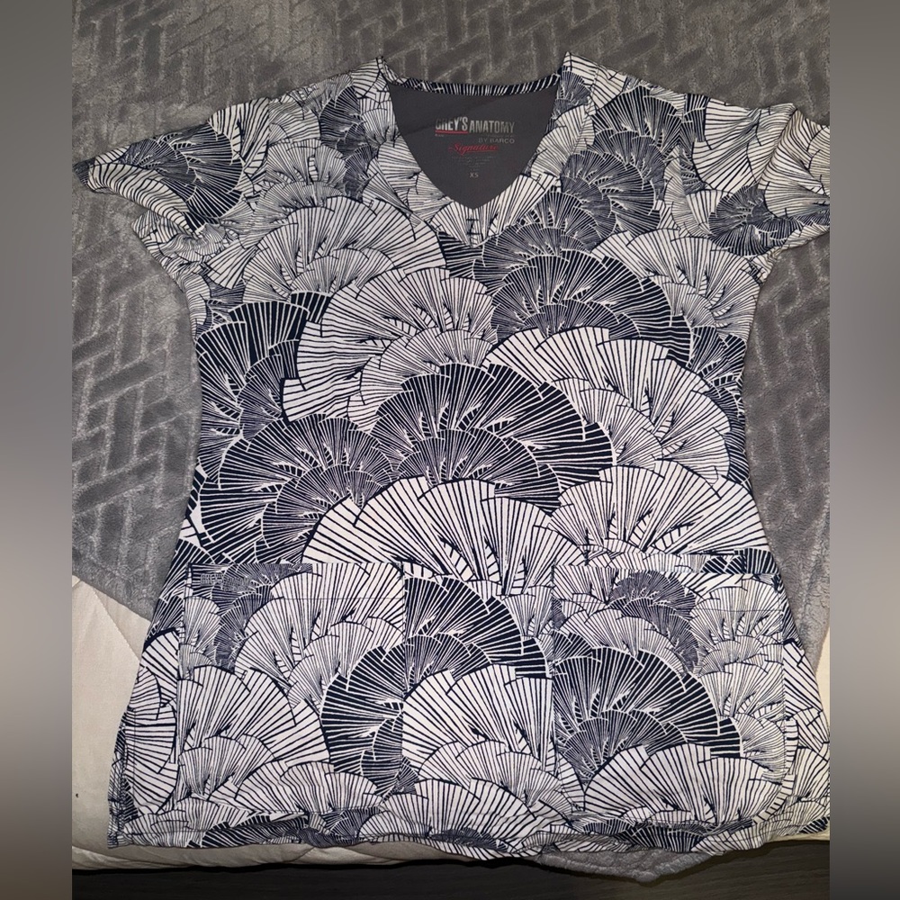 Grey’s Anatomy scrub top